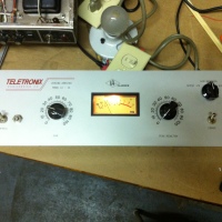 Teletronix LA2A Leveling Amplifier